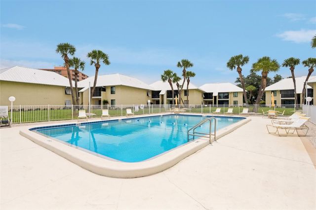 7300 SUNSHINE SKYWAY LANE 206, St Petersburg, FL 33711