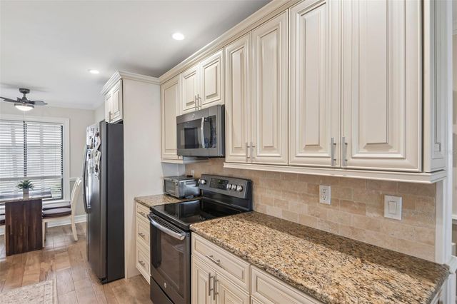 7300 SUNSHINE SKYWAY LANE 206, St Petersburg, FL 33711