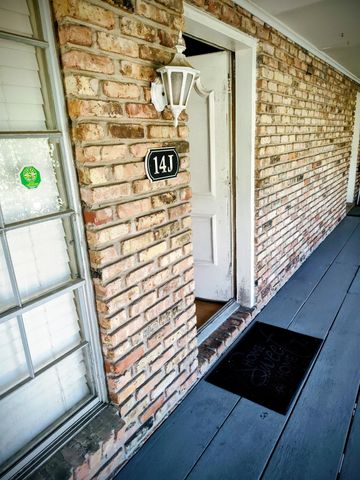 2201 Fountain View Drive W 14J, Houston, TX 77057