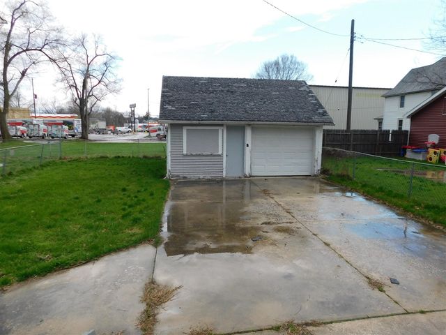 926 Cottage Avenue, Kalamazoo, MI 49001