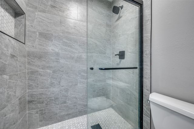 5981 Arapaho Road 1003, Dallas, TX 75248