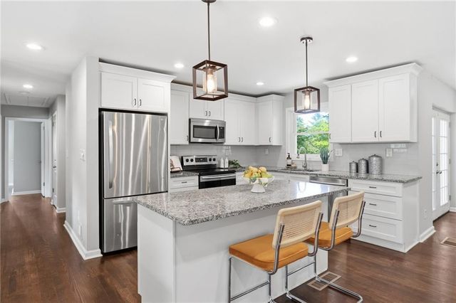 2182 Galway Lane, Decatur, GA 30032