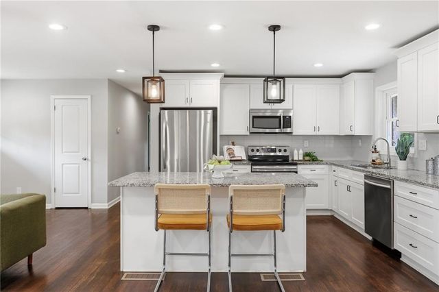 2182 Galway Lane, Decatur, GA 30032