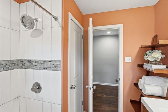 2182 Galway Lane, Decatur, GA 30032