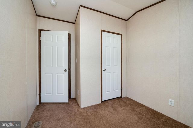 312 HAMPSHIRE AVE, Reading, PA 19606