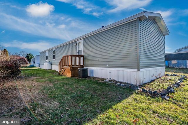 312 HAMPSHIRE AVE, Reading, PA 19606