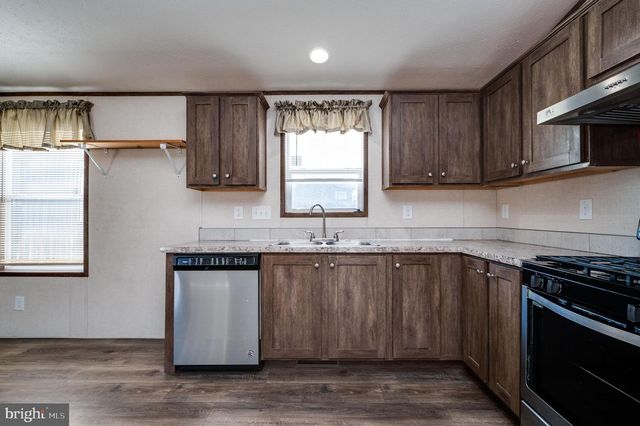 312 HAMPSHIRE AVE, Reading, PA 19606