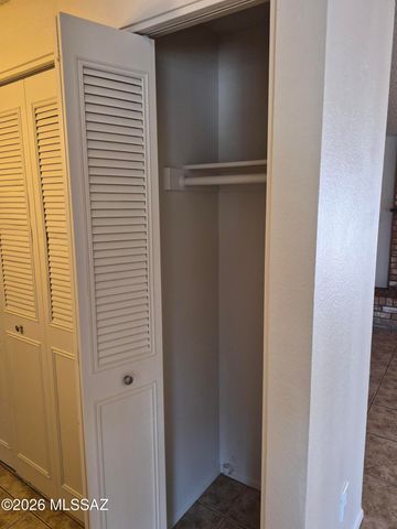 2530 W Vereda De Gente, Tucson, AZ 85746