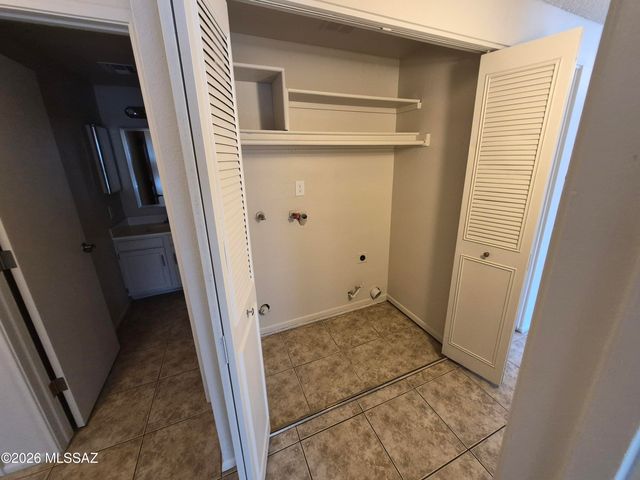 2530 W Vereda De Gente, Tucson, AZ 85746
