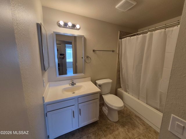 2530 W Vereda De Gente, Tucson, AZ 85746