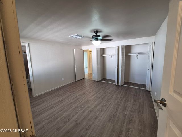 2530 W Vereda De Gente, Tucson, AZ 85746