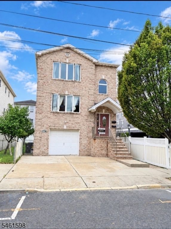 12 President St, East Newark Boro, NJ 07029 — exterior