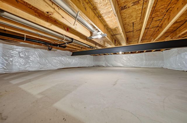 438 Bethpage Boulevard, Commercial Point, OH 43116