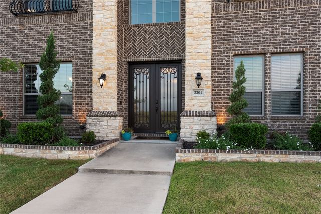 3204 Chambley Lane, Mansfield, TX 76084