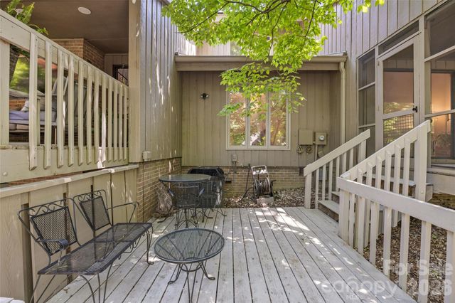 5120 Dunes Court, Charlotte, NC 28226