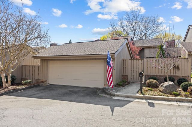 5120 Dunes Court, Charlotte, NC 28226