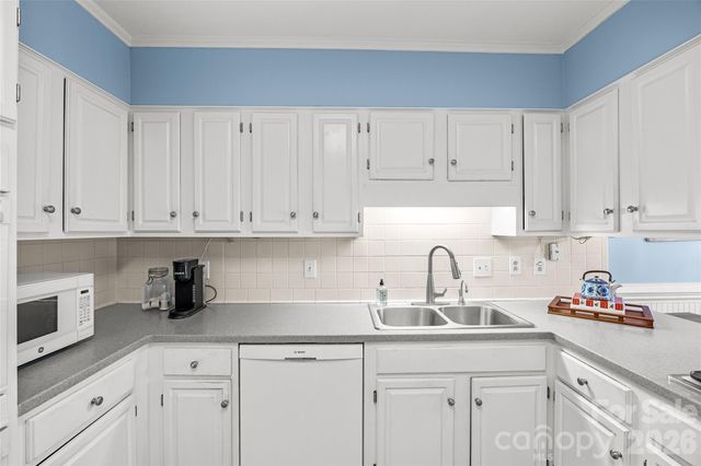 5120 Dunes Court, Charlotte, NC 28226