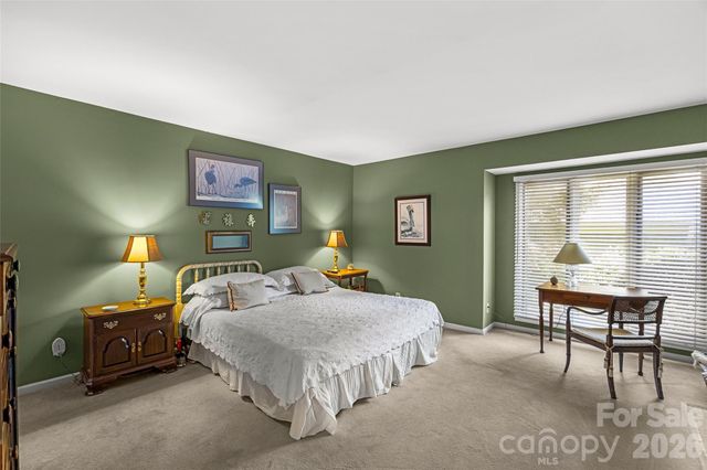 5120 Dunes Court, Charlotte, NC 28226