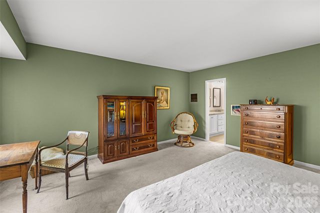 5120 Dunes Court, Charlotte, NC 28226