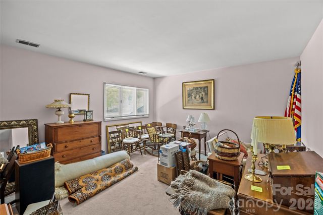 5120 Dunes Court, Charlotte, NC 28226