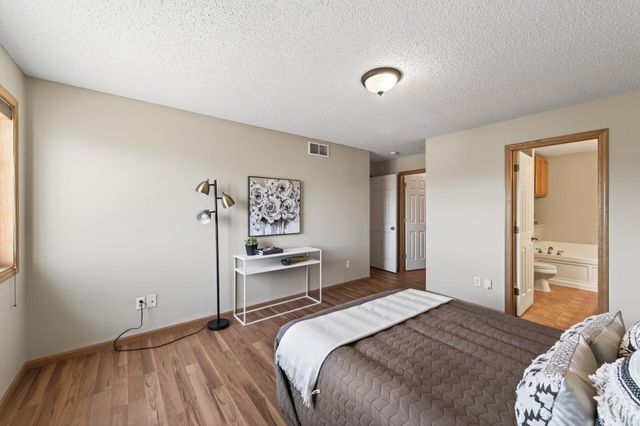 6190 Marlowe Avenue NE, Otsego, MN 55301