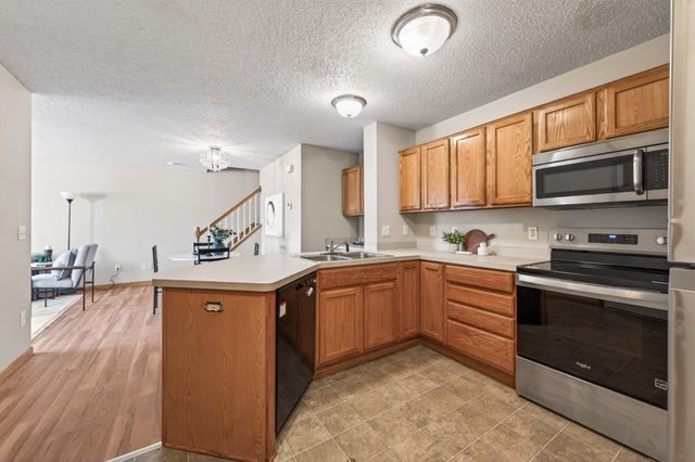 6190 Marlowe Avenue NE, Otsego, MN 55301