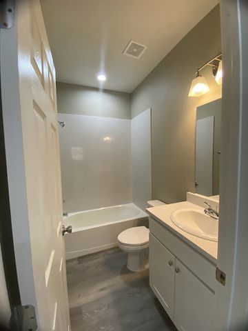 1305 West Villa Maria Road D201, Bryan, TX 77801