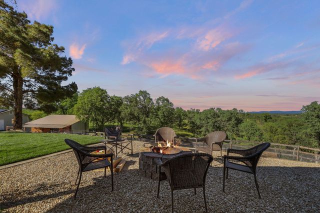 16925 C Road, Cottonwood, CA 96022