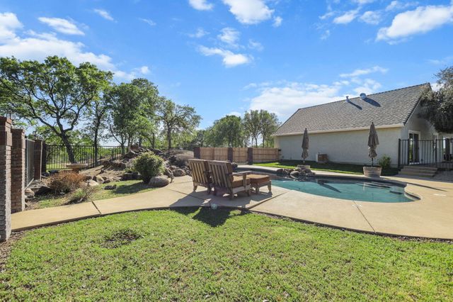 16925 C Road, Cottonwood, CA 96022