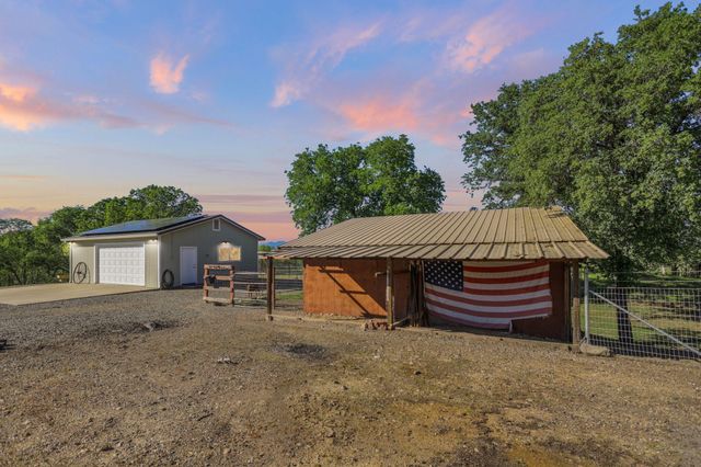 16925 C Road, Cottonwood, CA 96022