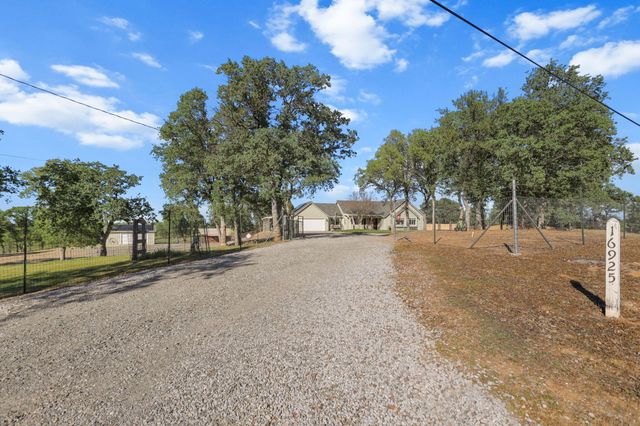 16925 C Road, Cottonwood, CA 96022