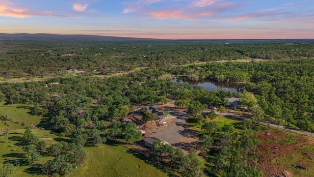 16925 C Road, Cottonwood, CA 96022