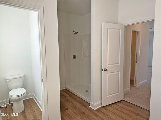 15 Eastpointe Drive, Wilton, NY 12866