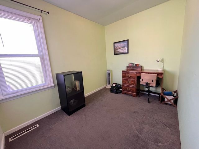 7383 E Chiniquy Street, St. Anne, IL 60964