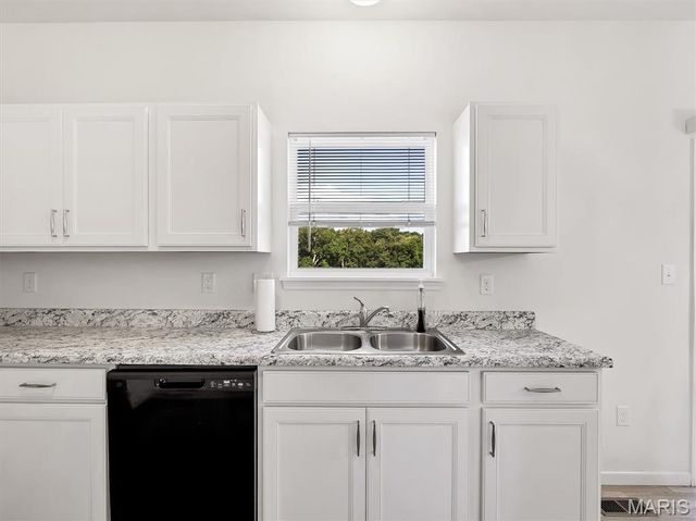 2775 Winding Valley Drive, Fenton, MO 63026