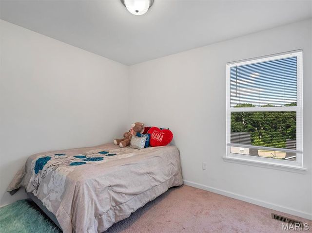 2775 Winding Valley Drive, Fenton, MO 63026