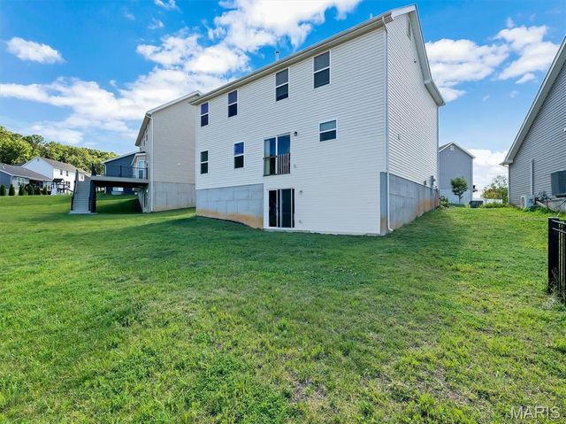 2775 Winding Valley Drive, Fenton, MO 63026