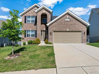 2775 Winding Valley Drive, Fenton, MO 63026