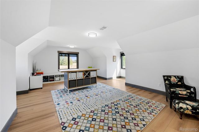 1920 Woodcreek Drive, Brighton Township, MI 48114