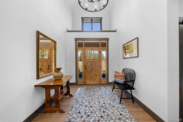 1920 Woodcreek Drive, Brighton Township, MI 48114