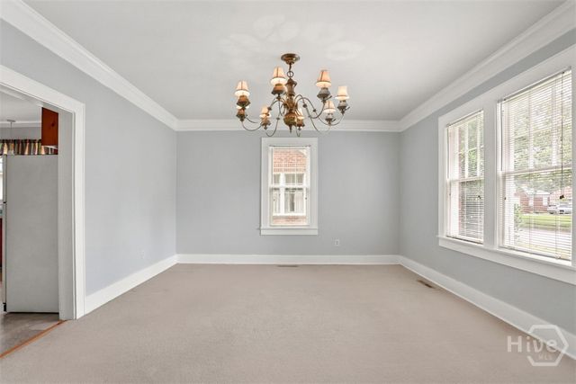 319 E 52nd Street, Savannah, GA 31405