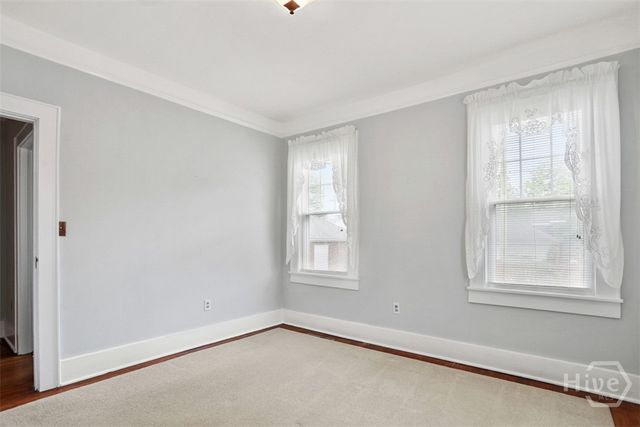 319 E 52nd Street, Savannah, GA 31405