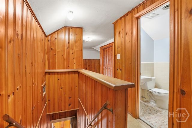 319 E 52nd Street, Savannah, GA 31405
