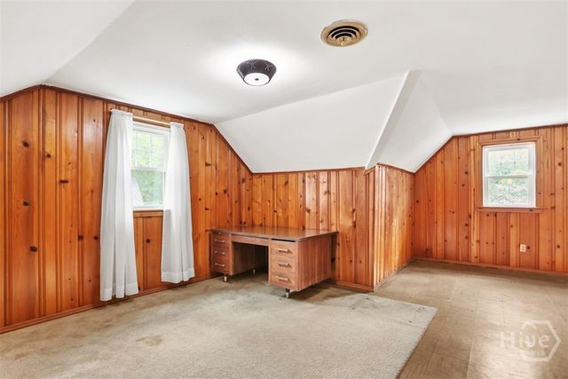 319 E 52nd Street, Savannah, GA 31405