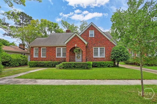319 E 52nd Street, Savannah, GA 31405