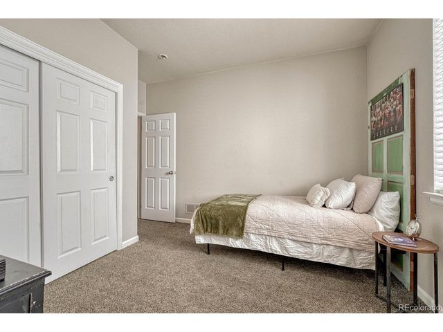 1422 Colebrook Ct, Castle Rock, CO 80109