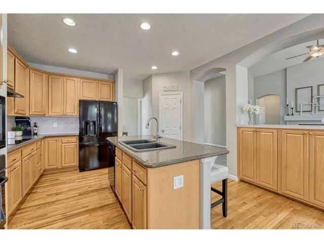 1422 Colebrook Ct, Castle Rock, CO 80109