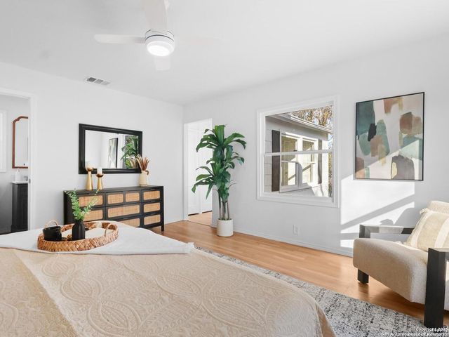 123 W. Mandalay, San Antonio, TX 78212