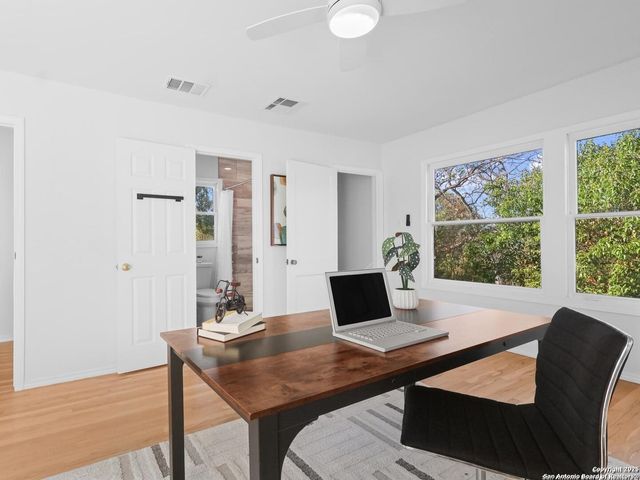 123 W. Mandalay, San Antonio, TX 78212