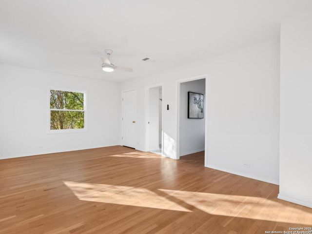 123 W. Mandalay, San Antonio, TX 78212